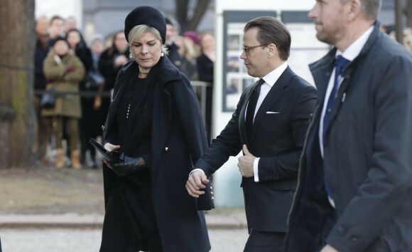 SAMMEN I SORGEN: Prins Daniel av Sverige og prinsesse Laurentien av Nederland. Foto: NTB scanpix SAMMEN I SORGEN: Prins Daniel av Sverige og prinsesse Laurentien av Nederland. Foto: NTB scanpix